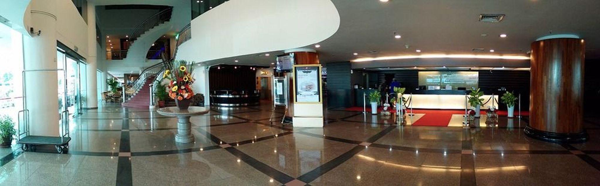 New York Hotel Τζόχορ Μπάχρου Εξωτερικό φωτογραφία