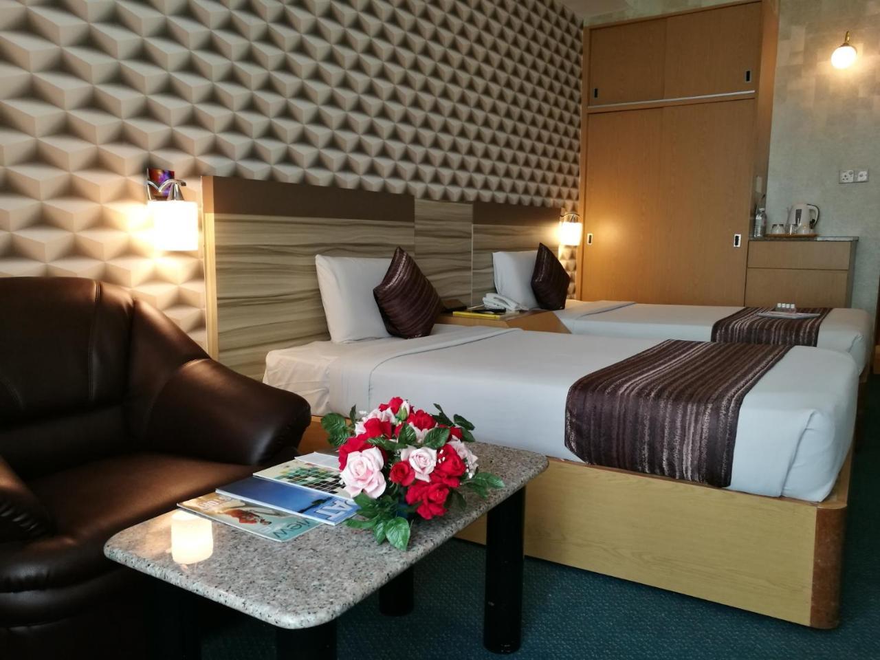 New York Hotel Τζόχορ Μπάχρου Εξωτερικό φωτογραφία