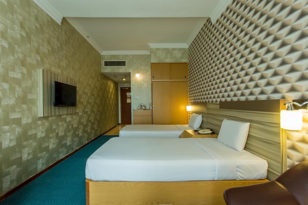 New York Hotel Τζόχορ Μπάχρου Εξωτερικό φωτογραφία