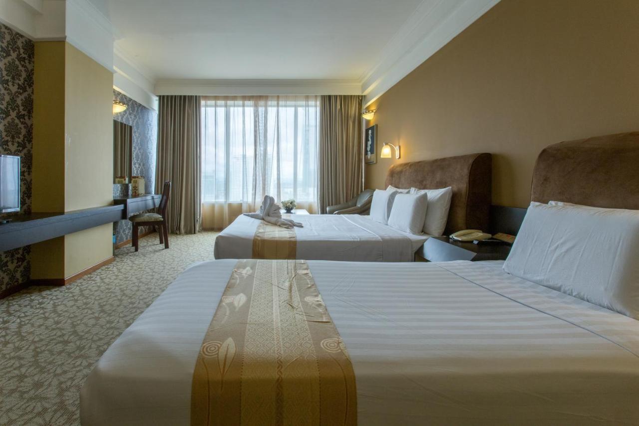 New York Hotel Τζόχορ Μπάχρου Εξωτερικό φωτογραφία