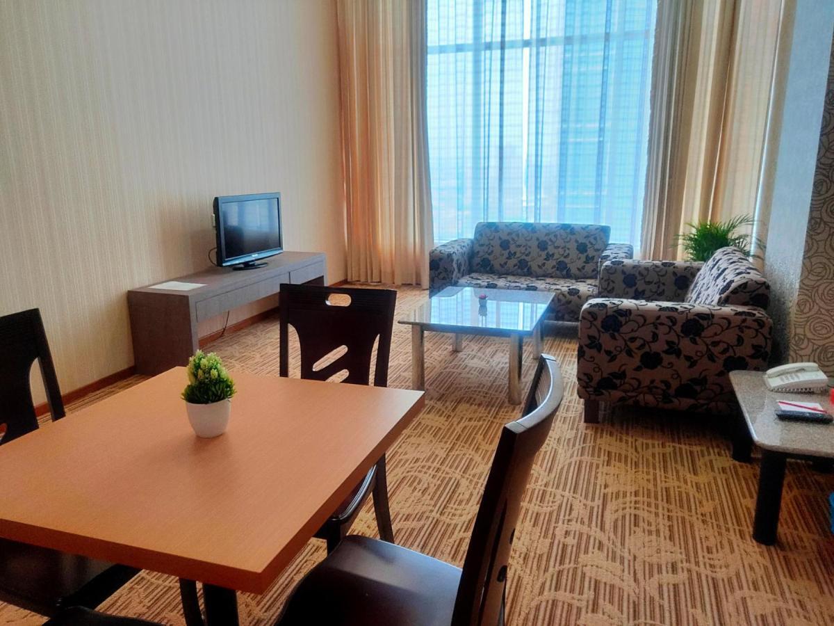 New York Hotel Τζόχορ Μπάχρου Εξωτερικό φωτογραφία